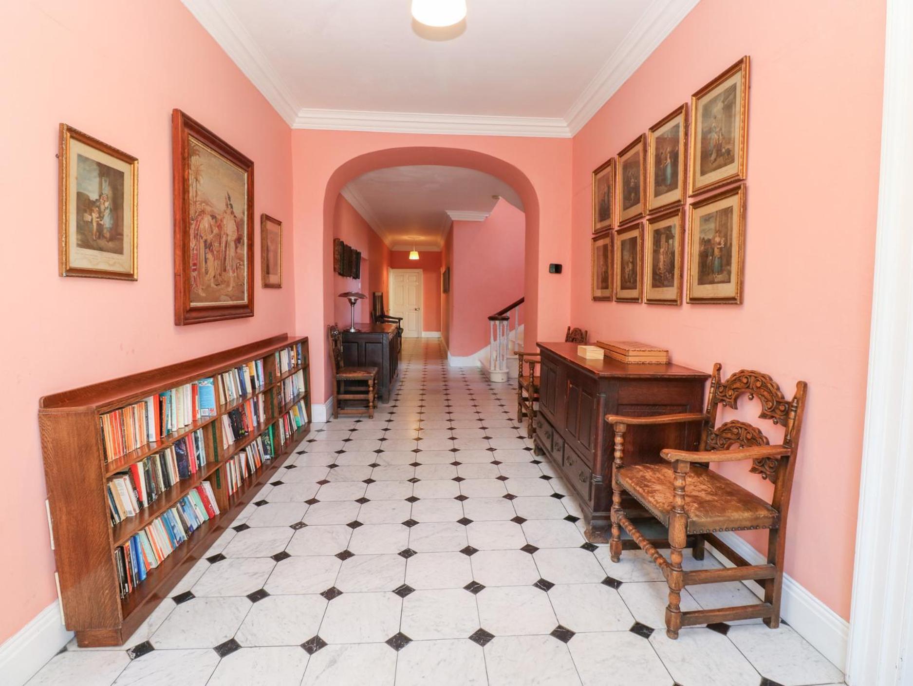 Flanders Hall West Burton Bagian luar foto