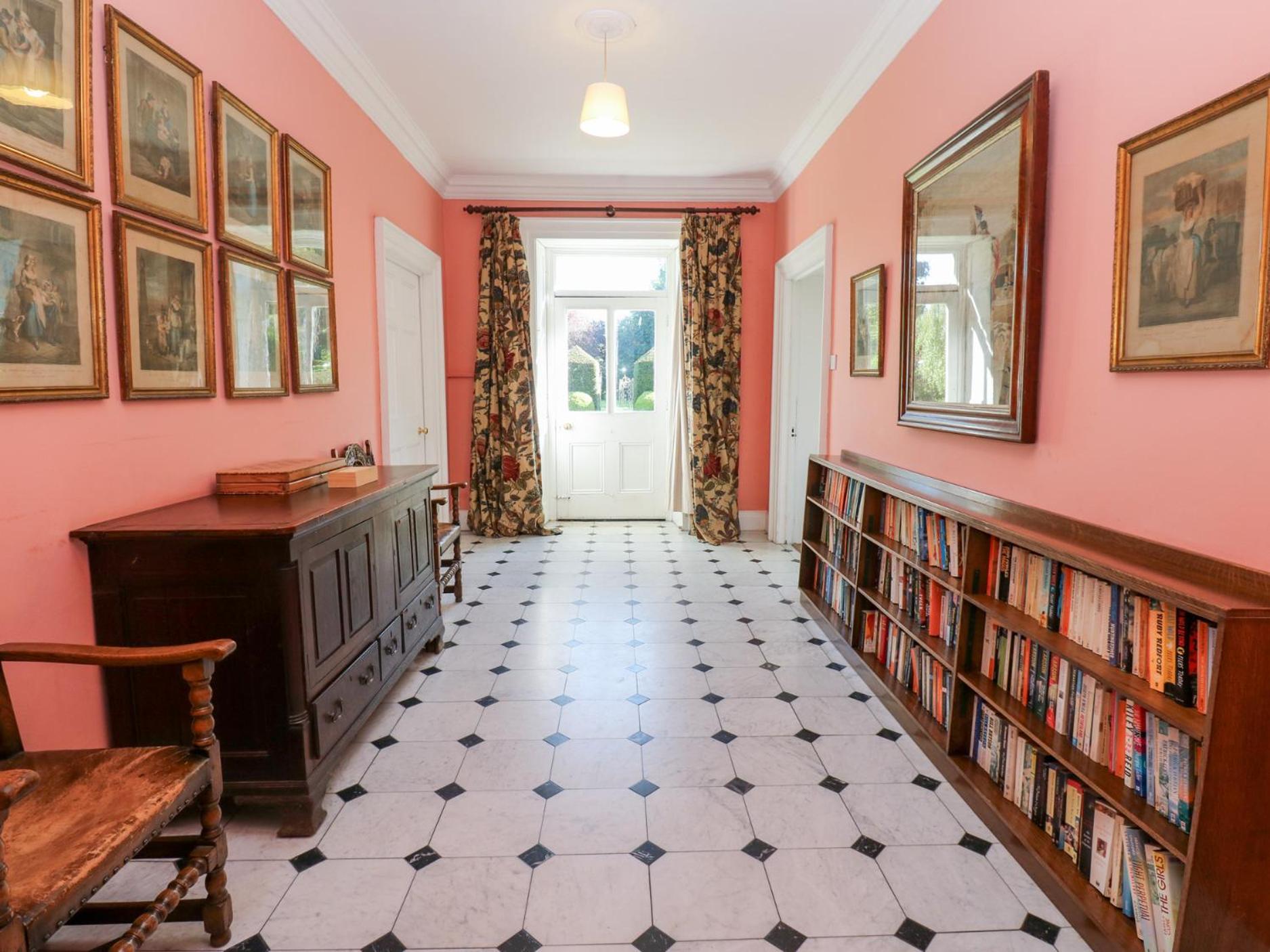 Flanders Hall West Burton Bagian luar foto